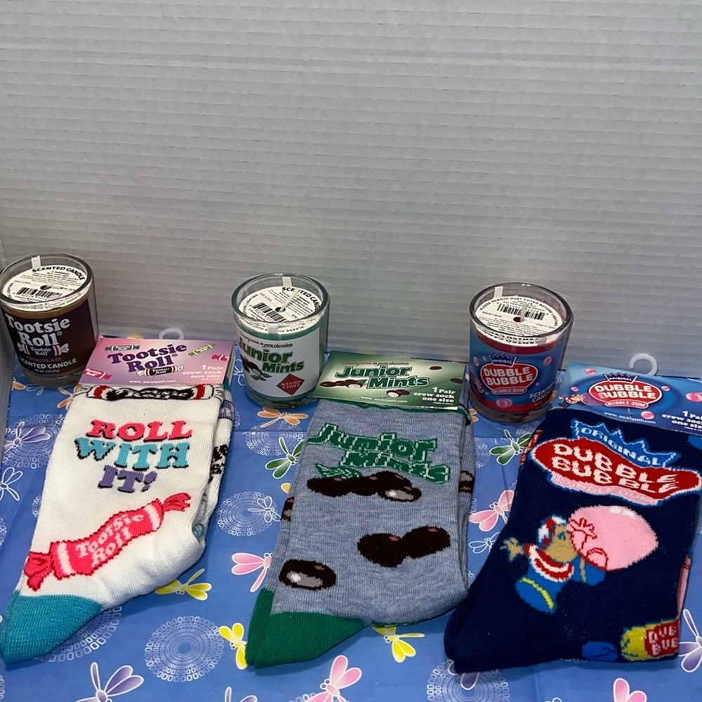 New Tootsie Roll, Junior Mints, & Dubble Bubble Scented Candles and Crew Socks